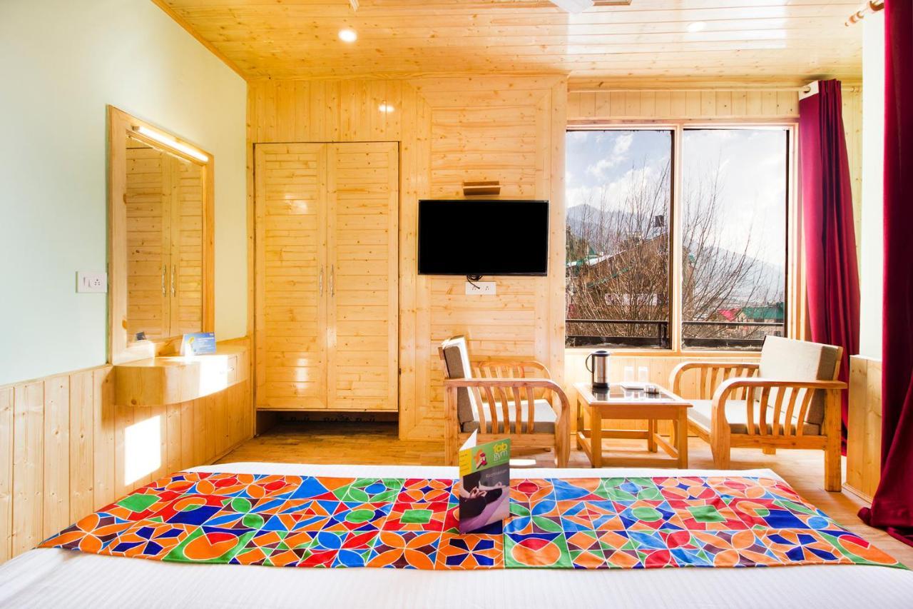 Fabexpress Shami Naggar Road Hotel 3*