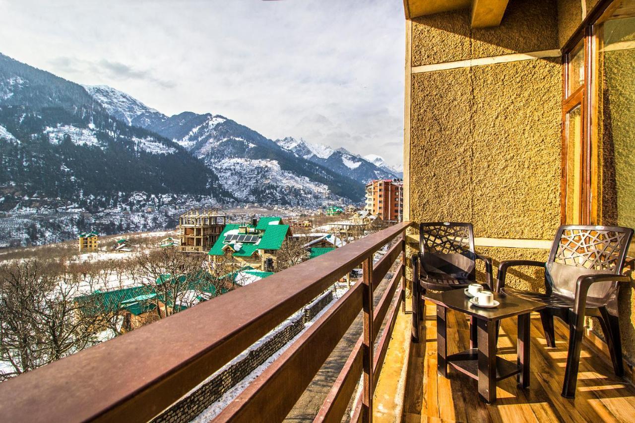 Fabexpress Shami Naggar Road Hotel 3*