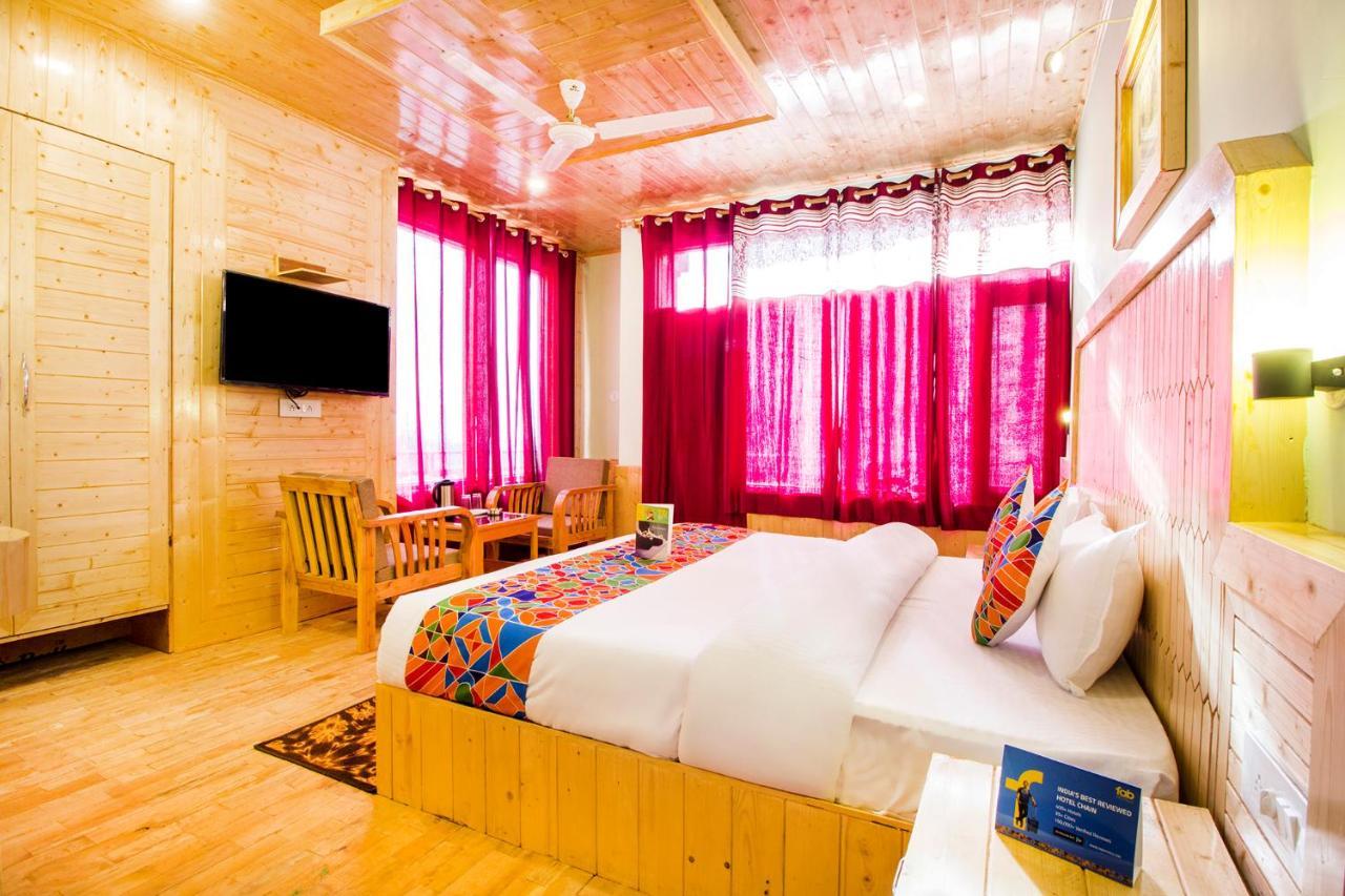 Fabexpress Shami Naggar Road Hotel 3*
